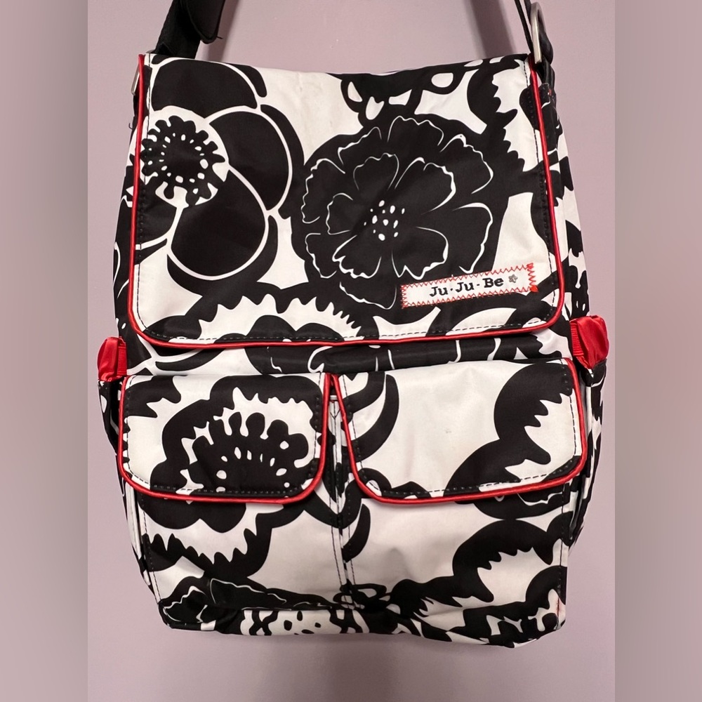 JUJUBE Be Hip WASHABLE Diaper BABY Bag FLORAL Onyx BLOSSOMS Maternity